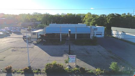 2675 S Main St Building
