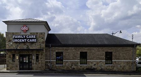 Office space for Rent at 1095 Woodstock Rd in Roswell