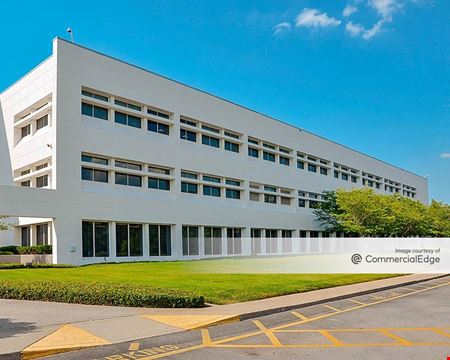 Commerce Center East