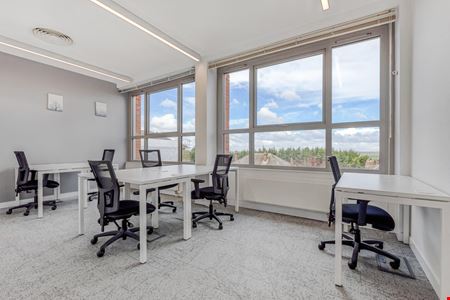 HQ - 33 W Franklin St