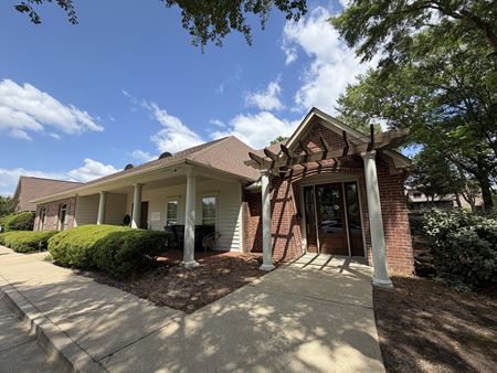 Office space for Rent at Professional Office Suite Available - Madison, MS in Madison