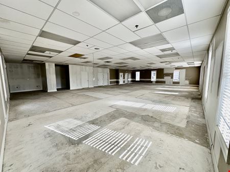 2653 sf for Lease - Can Subdivide