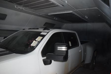 4,000 SF autobody repair shop w/ paint booth