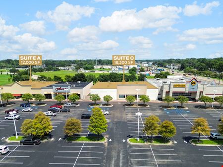 High-Visibility Big Box Retail in Amazon Commercial Corridor
