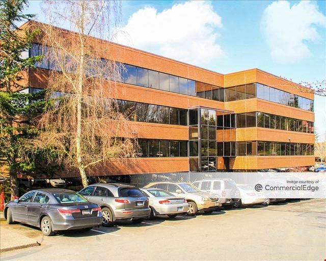 Ridgewood Corporate Square