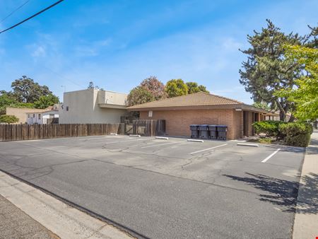 ±2,278 SF Professional Office Space Available In Visalia