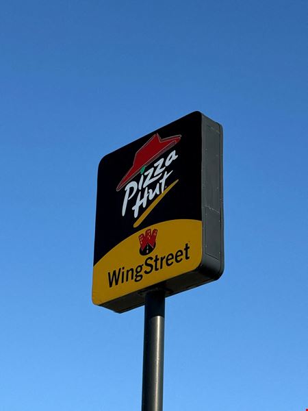 Former Pizza Hut - 75 Pine Lake Ave