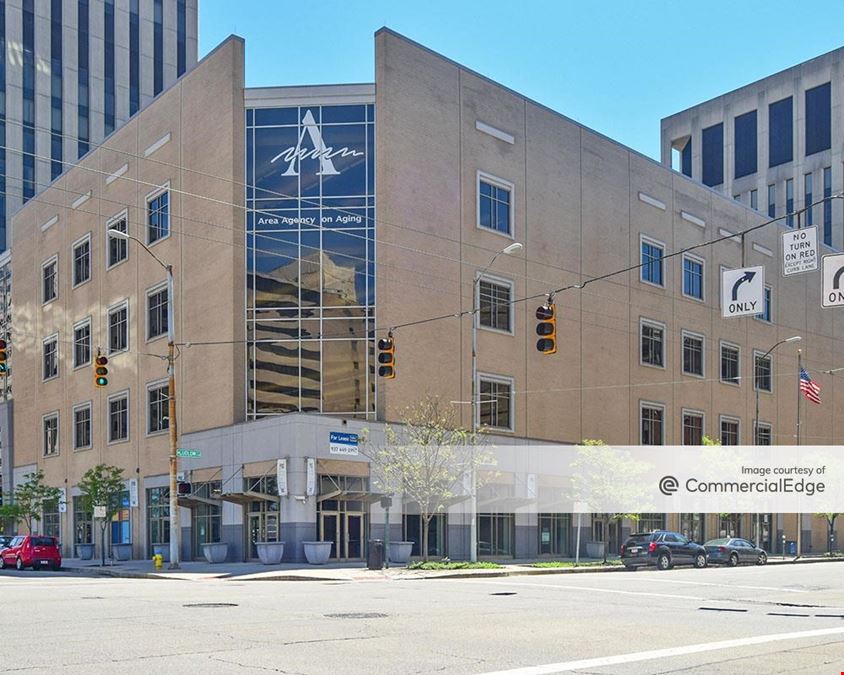 Courthouse Crossings