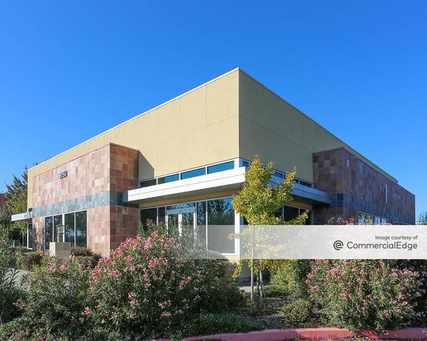 Centerpointe At Natomas