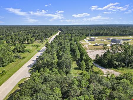 SELLER FINANCING - Prime 3.9 Acre Parcel in Conroe with Frontage – Unrestricted and Ready for Development