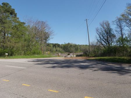 Commercial space at OZ 60 Industrial Acres East BHM AL Along I-20 in Birmingham