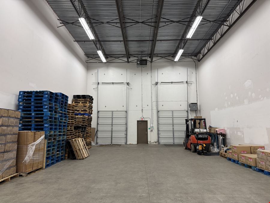 Industrial Strata with 2 Dock Loading Bays For Lease