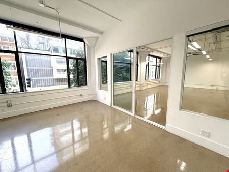 Office space for Rent at Creative Office! Low PPSF! AC, Kitch, Prvt Bath! in Los Angeles