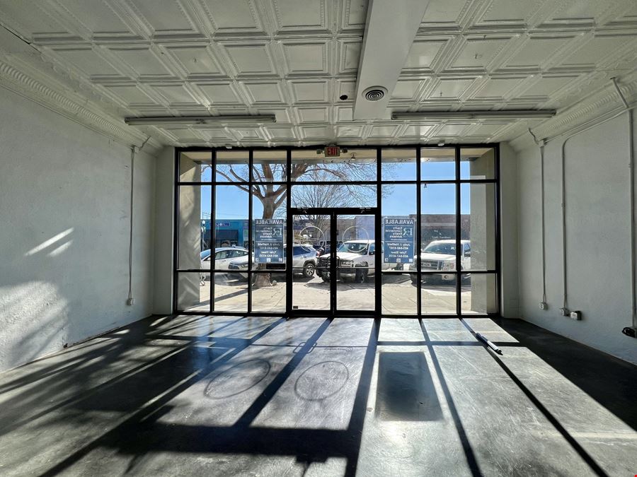 319 E Main St