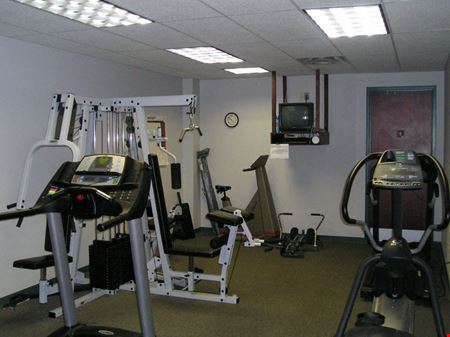 Treeview Corporate Center