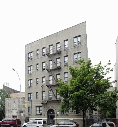 Multi-Family space for Sale at 96 E 208th St in Bronx