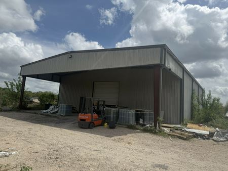 Industrial space for Rent at 258 County Road 281 in Alvin
