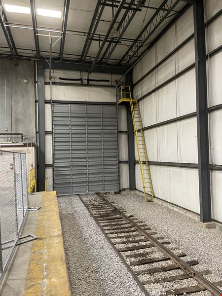 Class "A" Rail Served Distribution Center