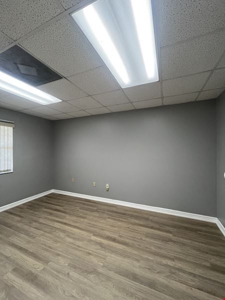 829 E Oak St unit B