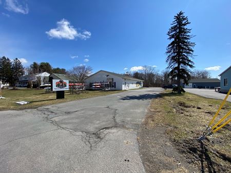 Retail space for Sale at 122 Saratoga Rd in Schenectady