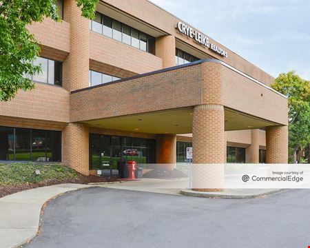 Crye-Leike Professional Plaza