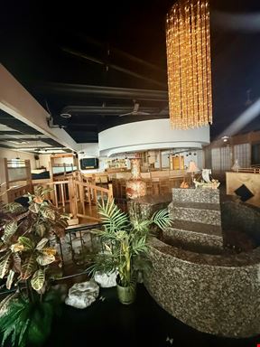 Robin's Nest Plaza