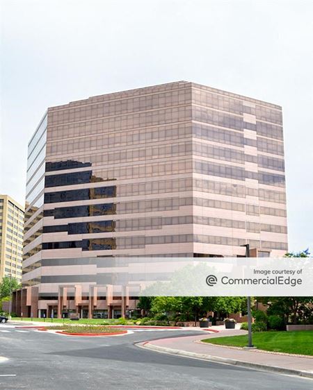 Commercial space at Metropoint I in Denver