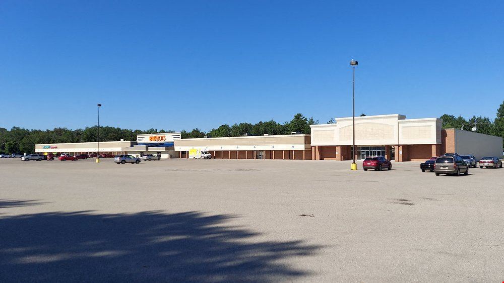 Bear Pointe Plaza