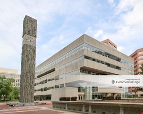 Constitution Plaza - 200 Constitution Plaza