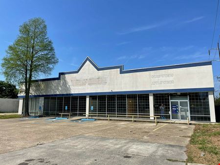 Former Aaron's For Lease