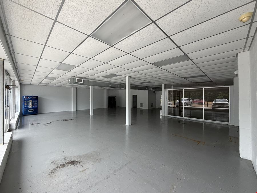 Clinton, MS Office / Retail building For Sale