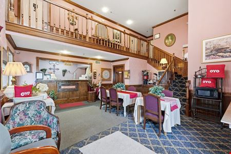 3169 E Van Buren