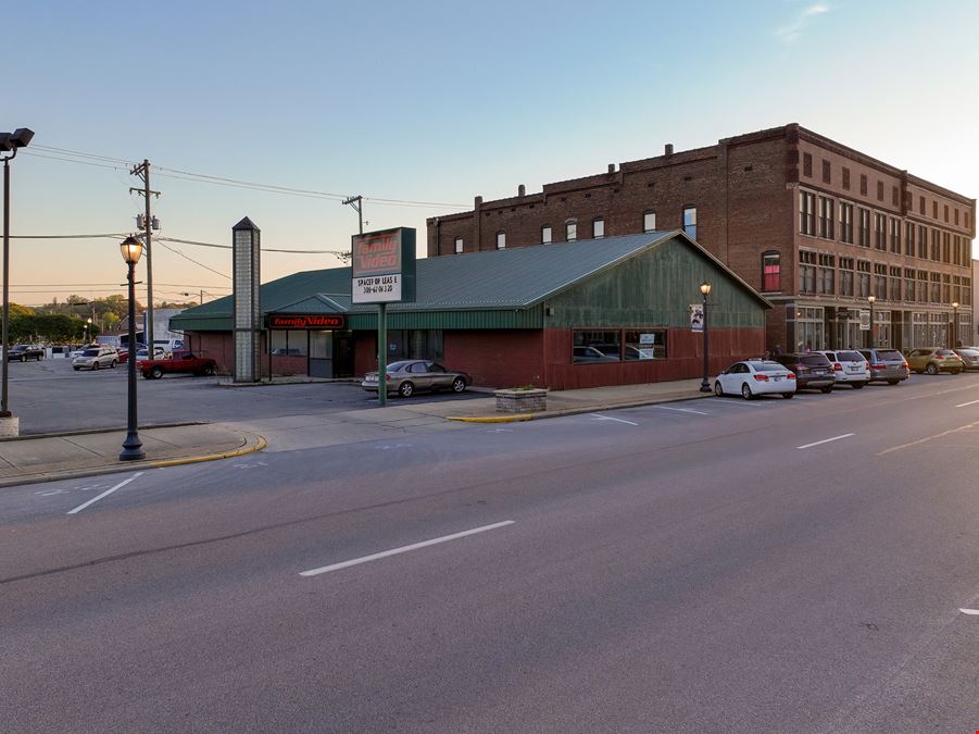 53 E. Market St.