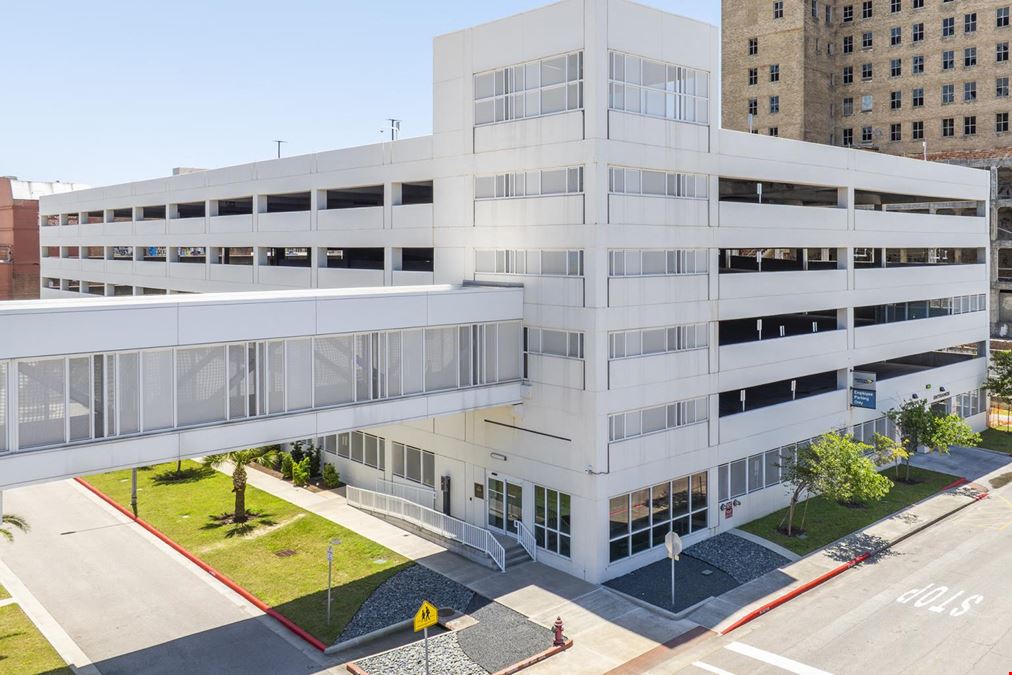 320 Moody Ave - Galveston