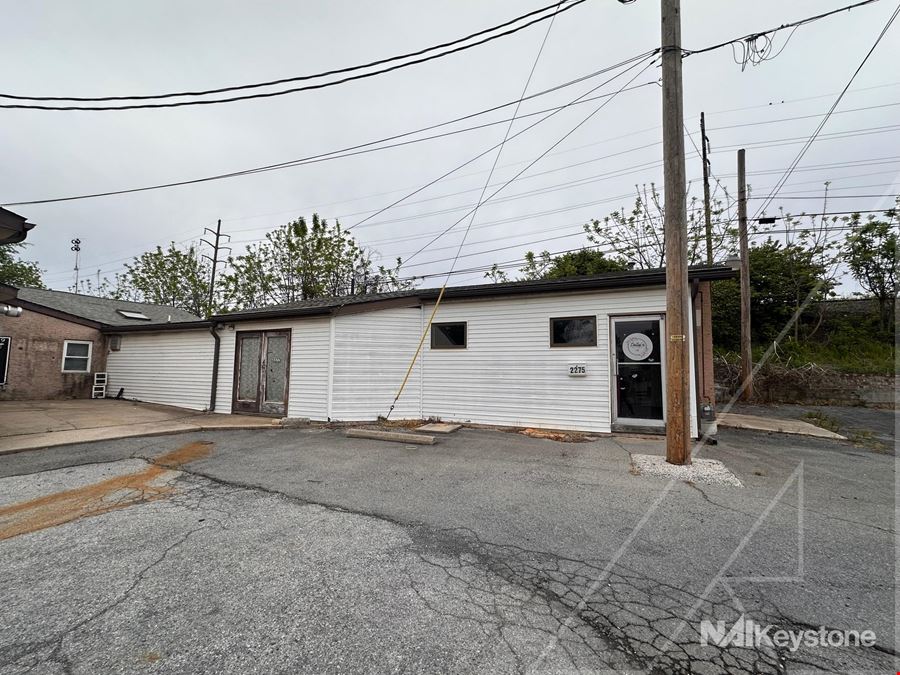 2275 Reading Ave