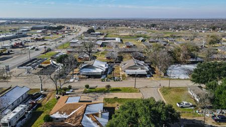 Other space for Sale at 800 & 802 Pine Street in Hearne