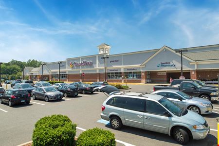 Retail space for Rent at East Hampton Plaza in East Hampton