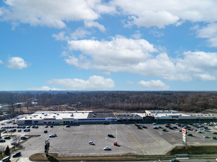 Former Gander Outdoors