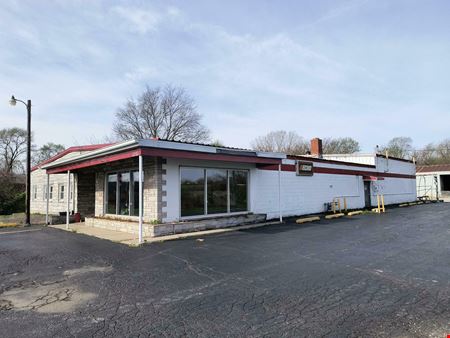 Crown Point Warehouse and Showroom