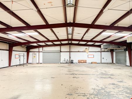 ±7,500 SF Climate-Controlled Office/Warehouse on S Choctaw Dr