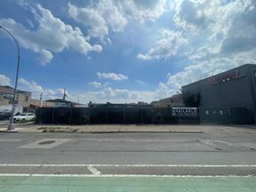 7618 Queens Blvd