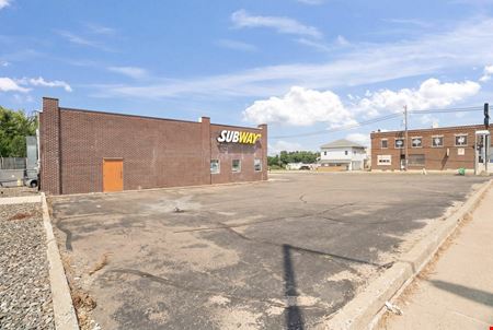 1201 Elm St