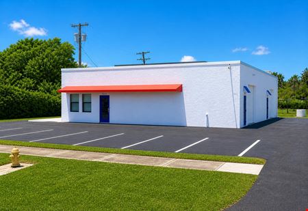Industrial space for Rent at 2,700 SF of Clean Industrial in Stuart! in Stuart