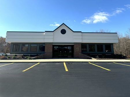 Office space for Rent at 5710 Coventry Ln in Fort Wayne