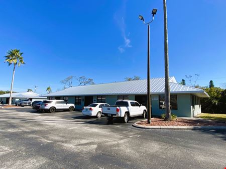 Office space for Rent at Professional Office with 850 SF +/- in Palmetto