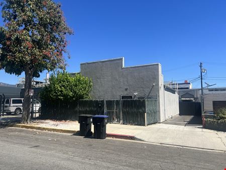 393-401 South Fair Oaks Avenue