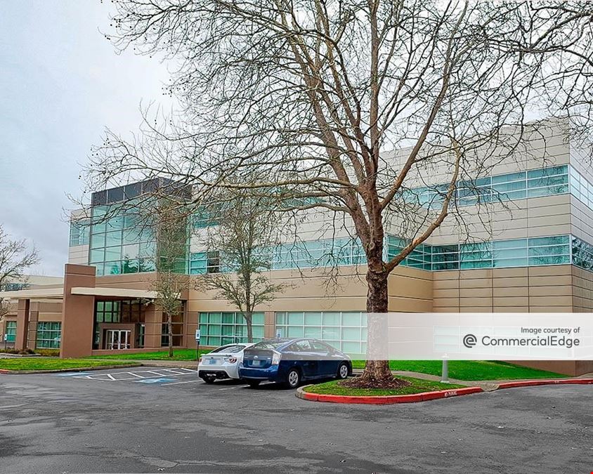 AmberGlen Corporate Center - 1600 Bldg