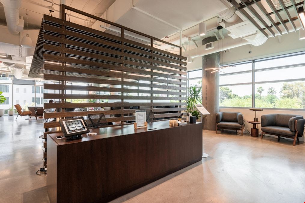 Industrious - 2801 East Camelback Road
