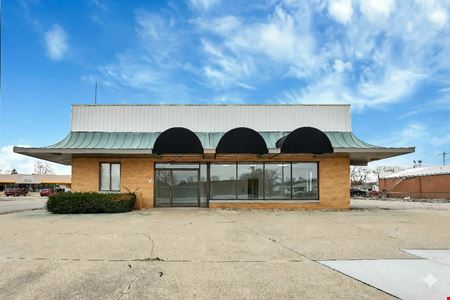 Retail space for Sale at 955 N Main Street in Urbana