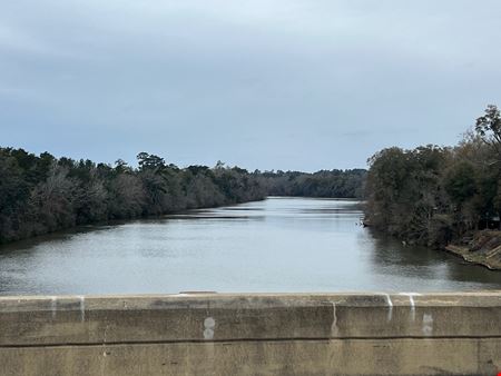 89 Acres in Early County, GA : Riverfront Property with Cabin and Outstanding Hunting Land